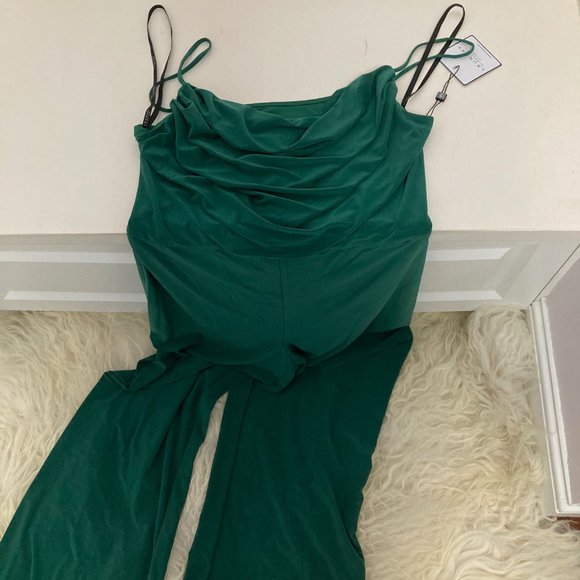 LAUNDRY BY SHELLI SEGAL Cowl Neck Jumpsuit - Picture 7 of 12